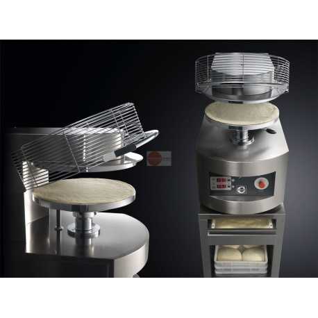 FORMATRICE A CALDO PER PIZZA - DIAMETRO PIZZE 400 mm - STRUTTURA INTERAMENTE IN ACCIAIO INOX - ELEVATA PRODUZIONE ORARIA FINO A 400 PIZZE ORA - PERFETTA UNIFORMITA' DI FORMA E SPESSORE DISCO SENZA RINUNCIARE AL BORDO - POTENZA 5,6 KW - DIMENSIONI CM L 56 X P 71 X H 86