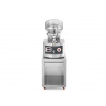 FORMATRICE A CALDO PER PIZZA - DIAMETRO PIZZE 450 mm - STRUTTURA INTERAMENTE IN ACCIAIO INOX - ELEVATA PRODUZIONE ORARIA FINO A 400 PIZZE ORA - PERFETTA UNIFORMITA' DI FORMA E SPESSORE DISCO SENZA RINUNCIARE AL BORDO - POTENZA 6,6 KW - DIMENSIONI CM L 56 X P 71 X H 86
