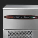 ABBATTITORE DI TEMPERATURA - IDEALE PER GASTRONOMIA, PASTICCERIA, GELATERIA PESCE E CARNE - CAPACITA' 20 TEGLIE GN 1/1 OPPURE 60 X 40 - CON SONDA AL CUORE INCLUSA - COMANDI TOUCH SCREEN - INTERAMENTE IN ACCIAIO INOX AISI 304 - TEMPERATURA +3/-40 - REFRIGERAZIONE VENTILATA - SBRINAMENTO MANUALE - DIMENSIONI CM L 75 X P 74 X H 209/212